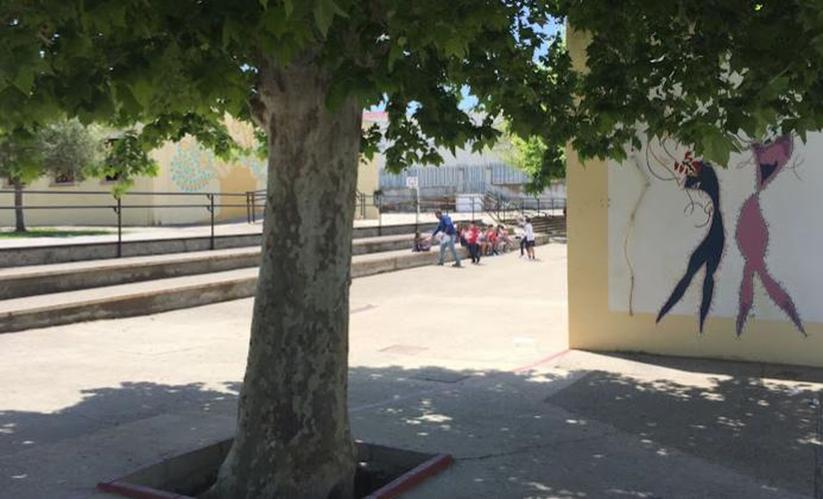 Una imagen del colegio público Marqués de Santa Cruz, uno de los que ha tenido que celebrar sorteo.