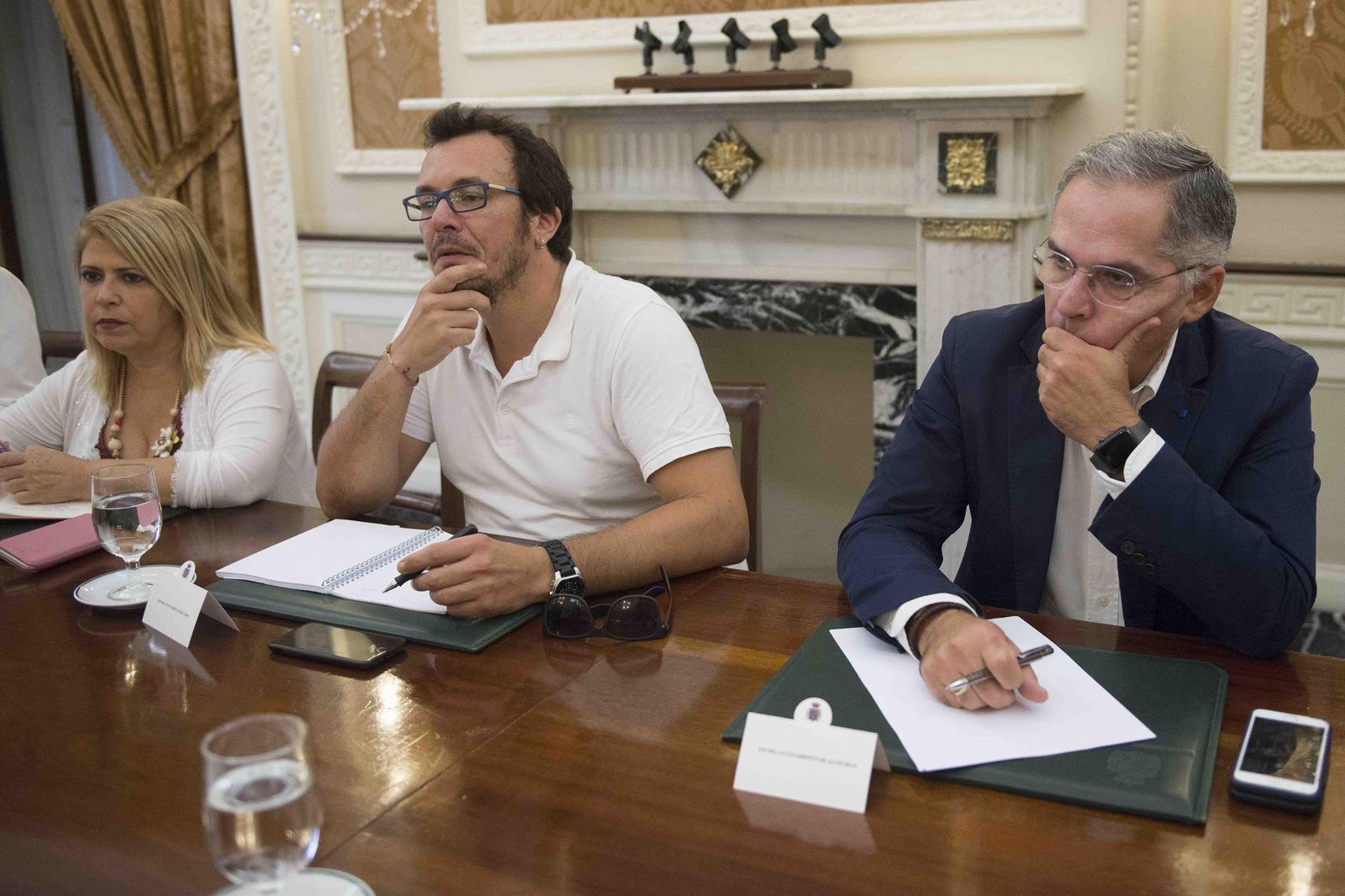 La alcaldesa, durante el encuentro que Irene García ha mantenido en Diputación con los alcaldes de la provincia.