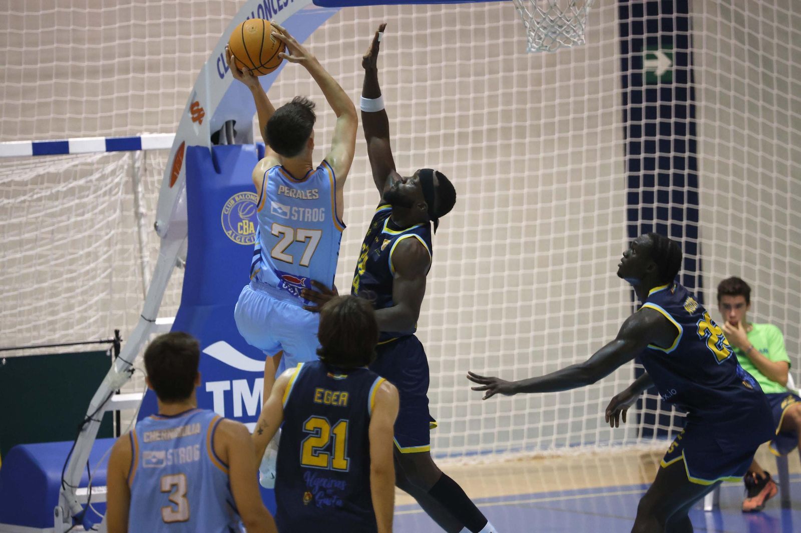 Las fotos del CB Algeciras - Unión Linense Baloncesto de la Tercera FEB