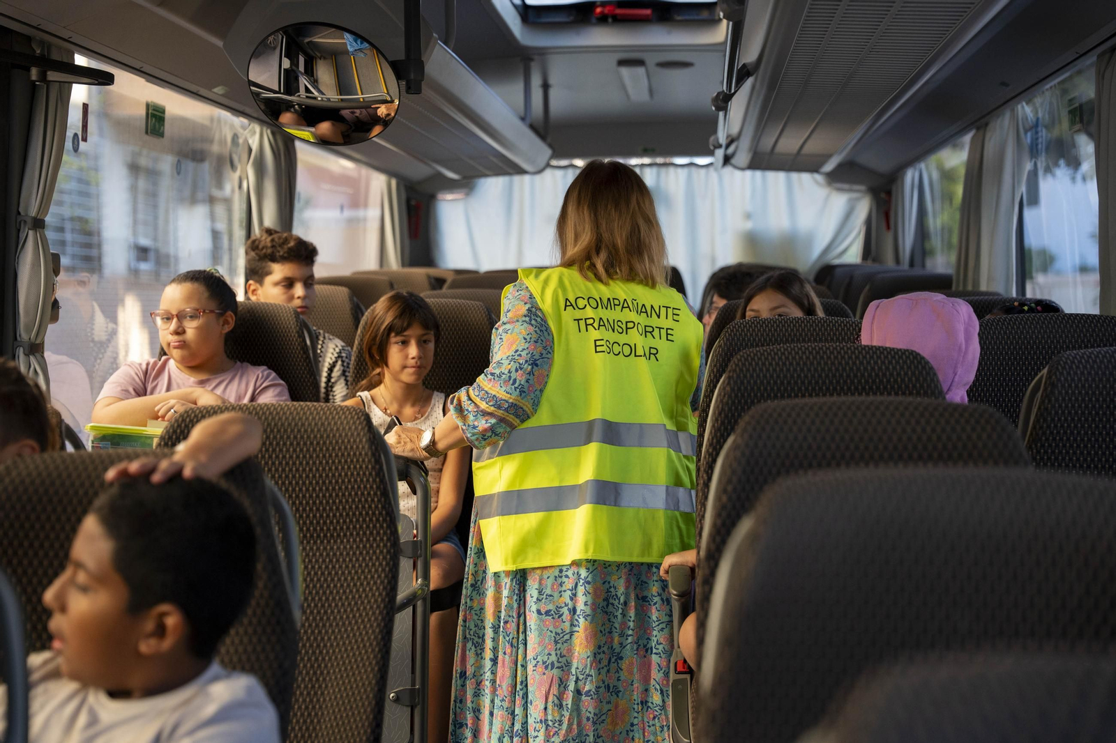 Primer día de colegio en el CEIP San Valentín de Almería, en imágenes