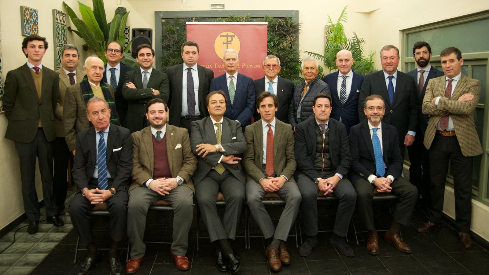 Ortega había recibido en la víspera el trofeo que concede la tertulia El Porvenir.