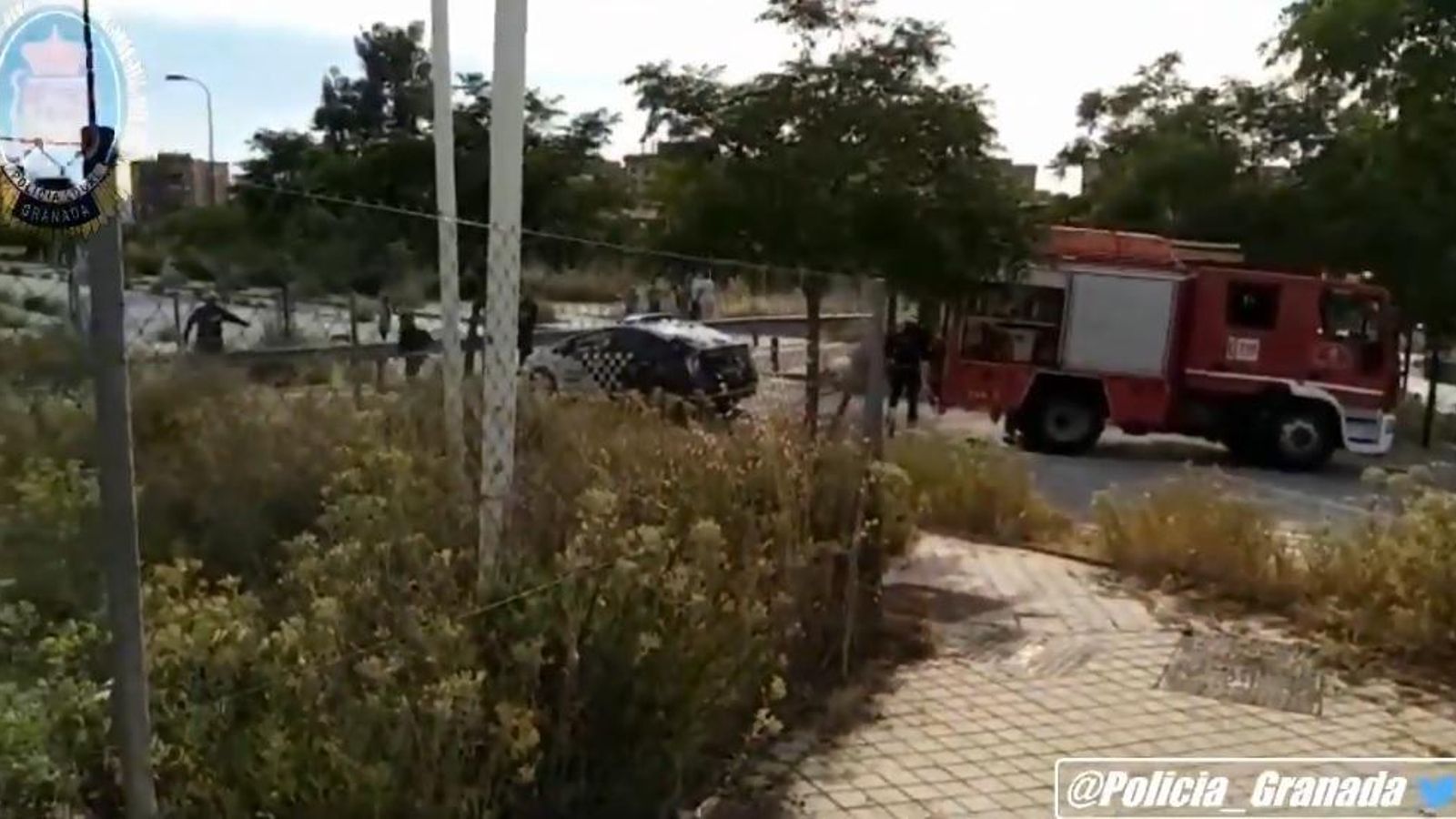 Los Bomberos y la Policía, en el lugar del incendio.