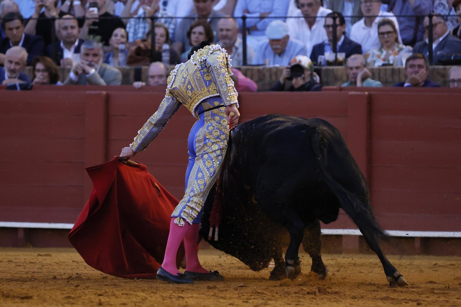Las imágenes del primer festejo de San Miguel