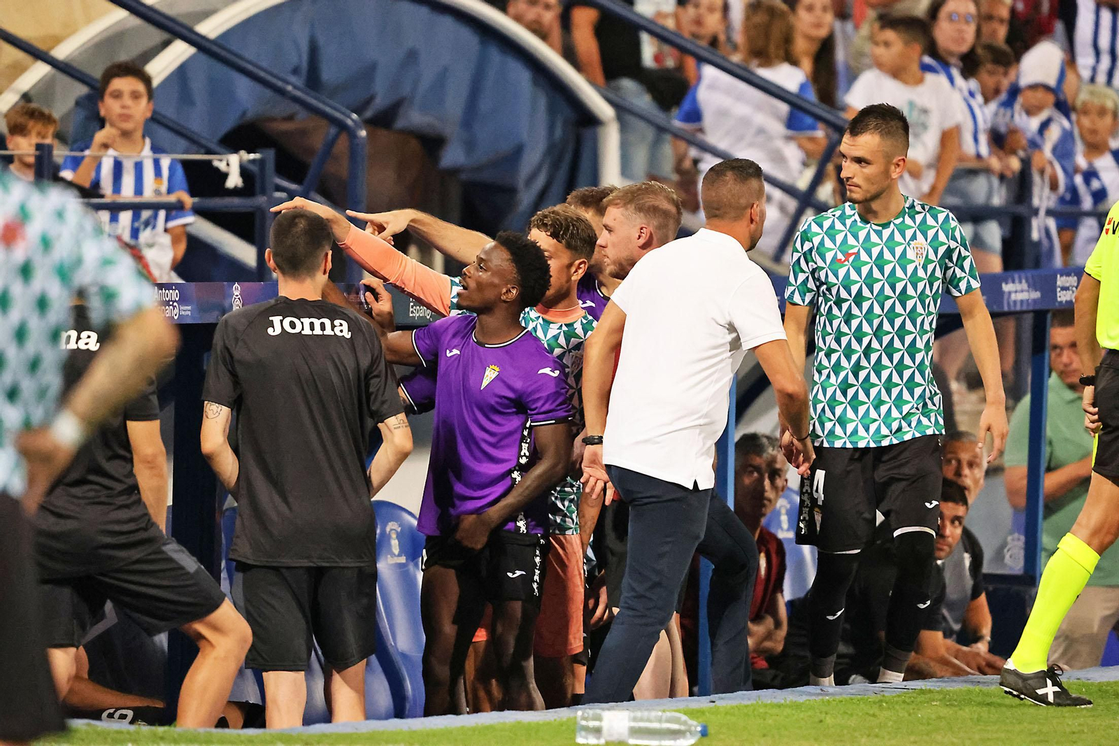 Las mejores imágenes del Trofeo Colombino entre el Recreativo de Huelva y el Córdoba CF