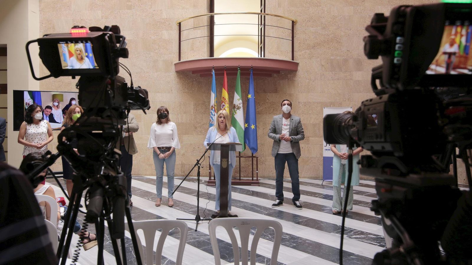 El gobierno municipal, durante una comparecencia pública el pasado mes de junio.