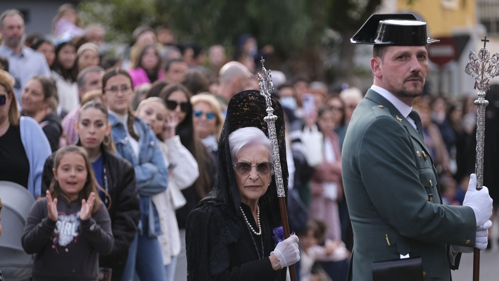 La procesión del Encuentro por las calles de Almería, en imágenes