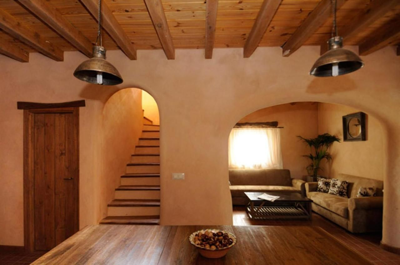 Piscina natural y desconexión: Refréscate en el pueblo del agua en Huelva