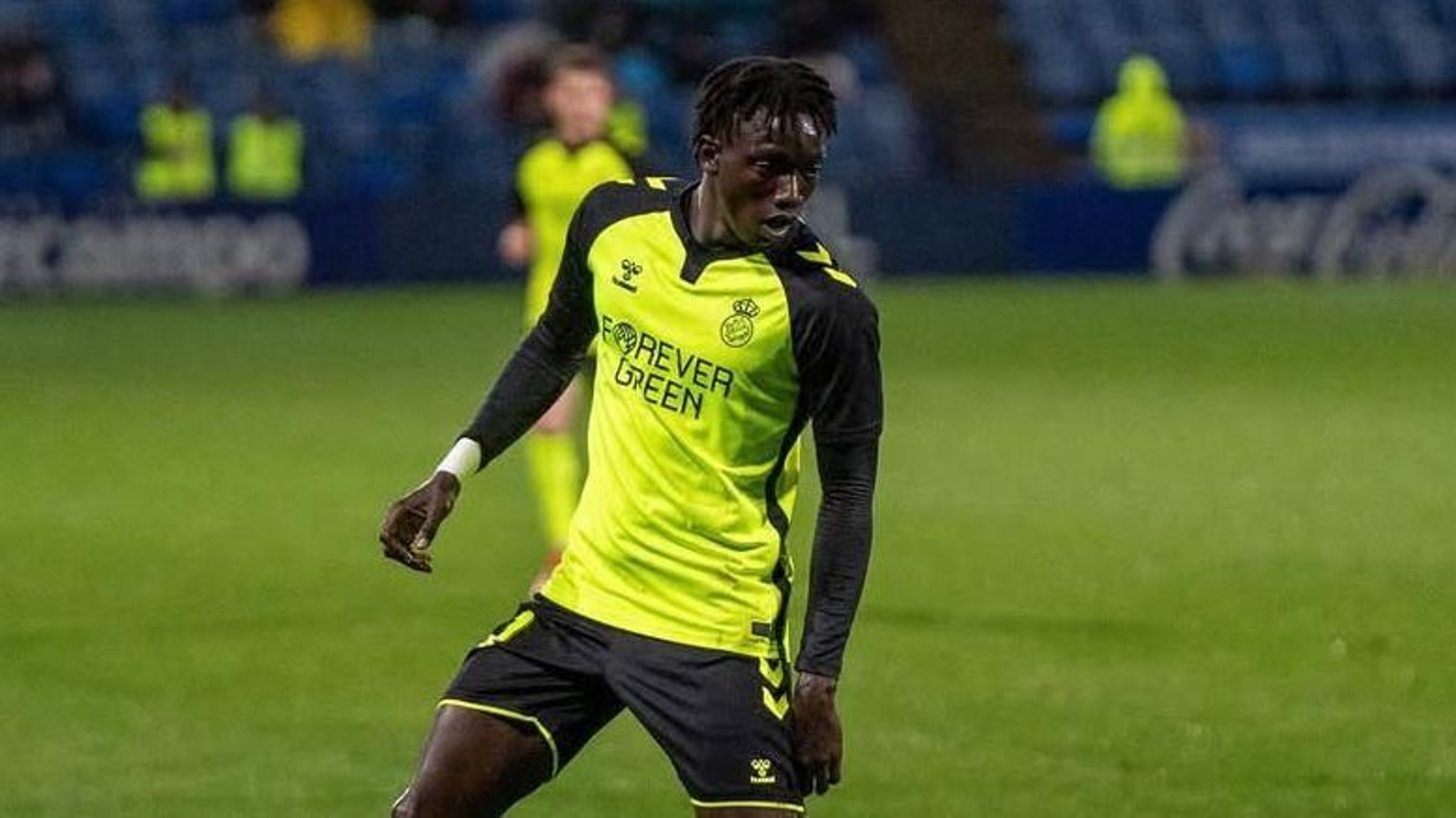 Souleymane Faye en un choque ante el Recreativo de Huelva