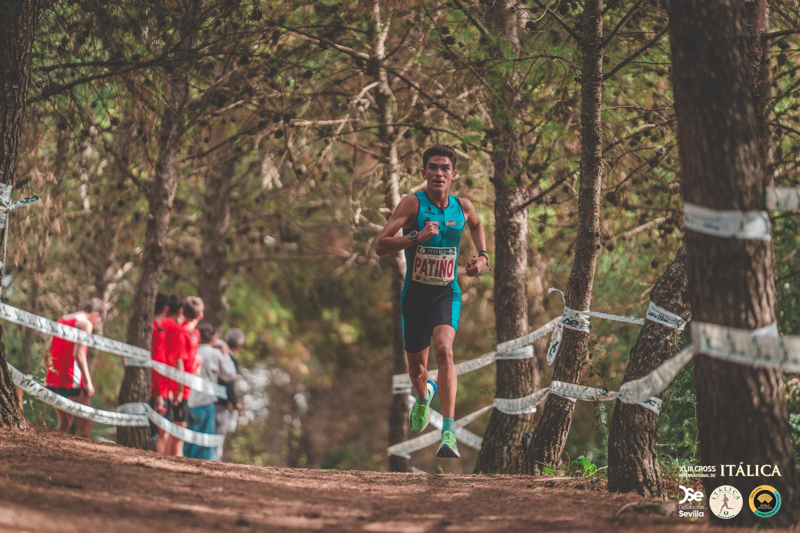 Búscate en las fotos del Cross de Itálica 2025 | 12