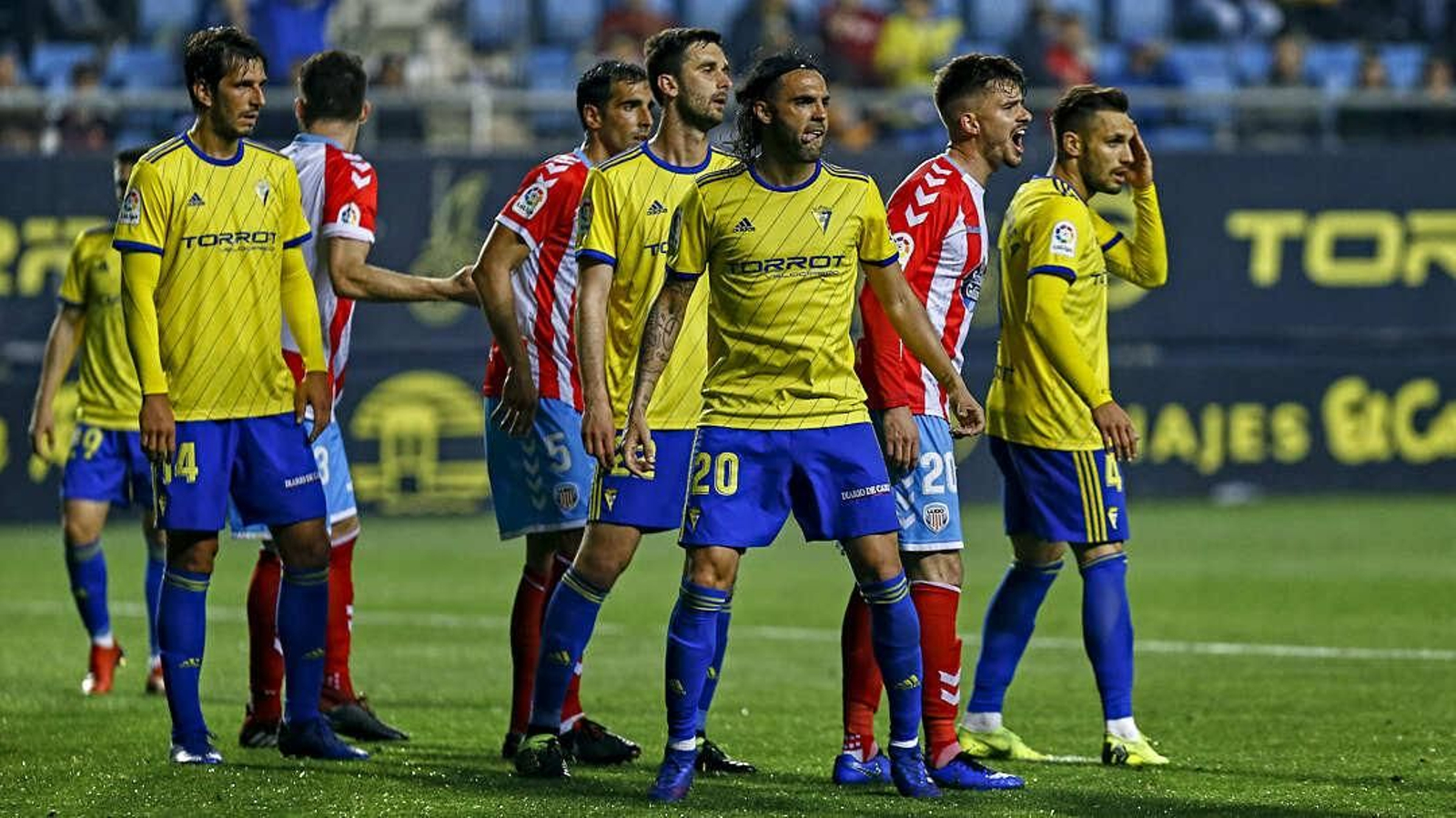 Imágenes del partido de fútbol Cádiz CF - CD Lugo