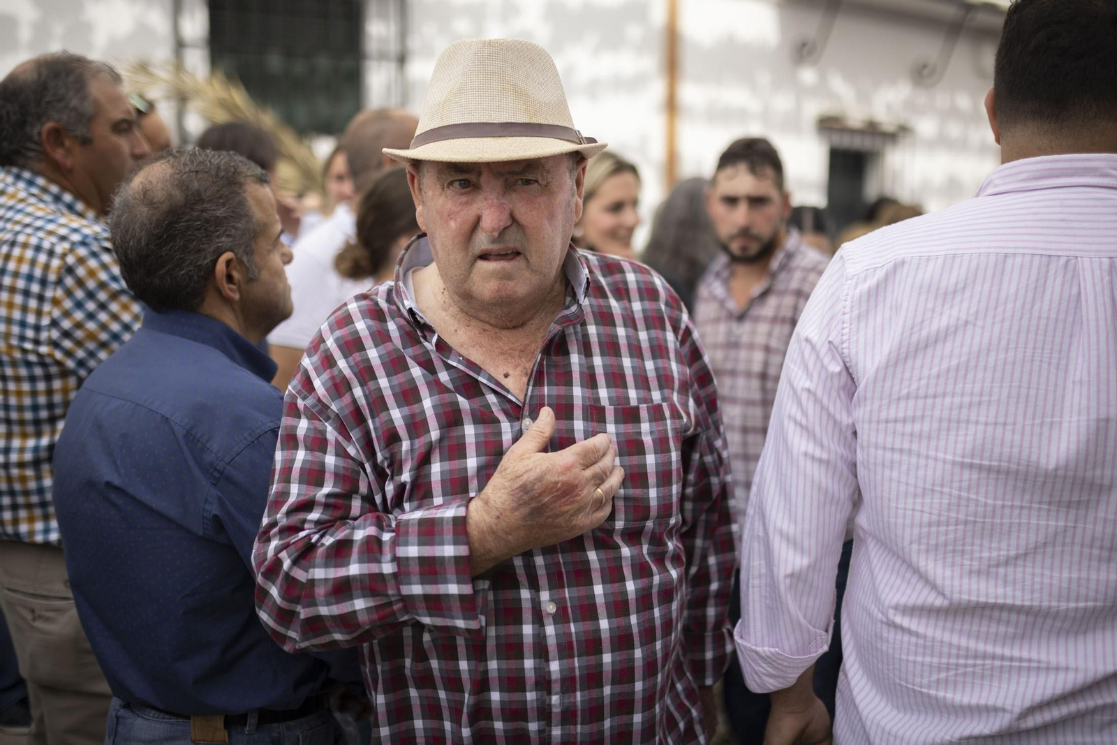 El sentimiento rociero se refleja en la cara de los almonteños.