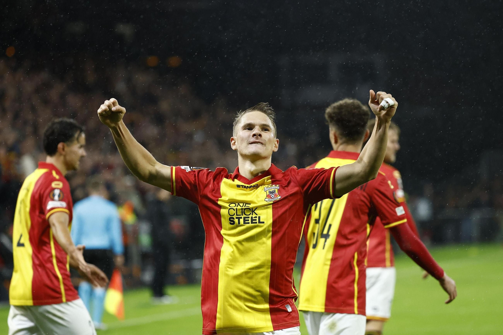 Go Ahead Eagles-Aston Villa (15).jpg