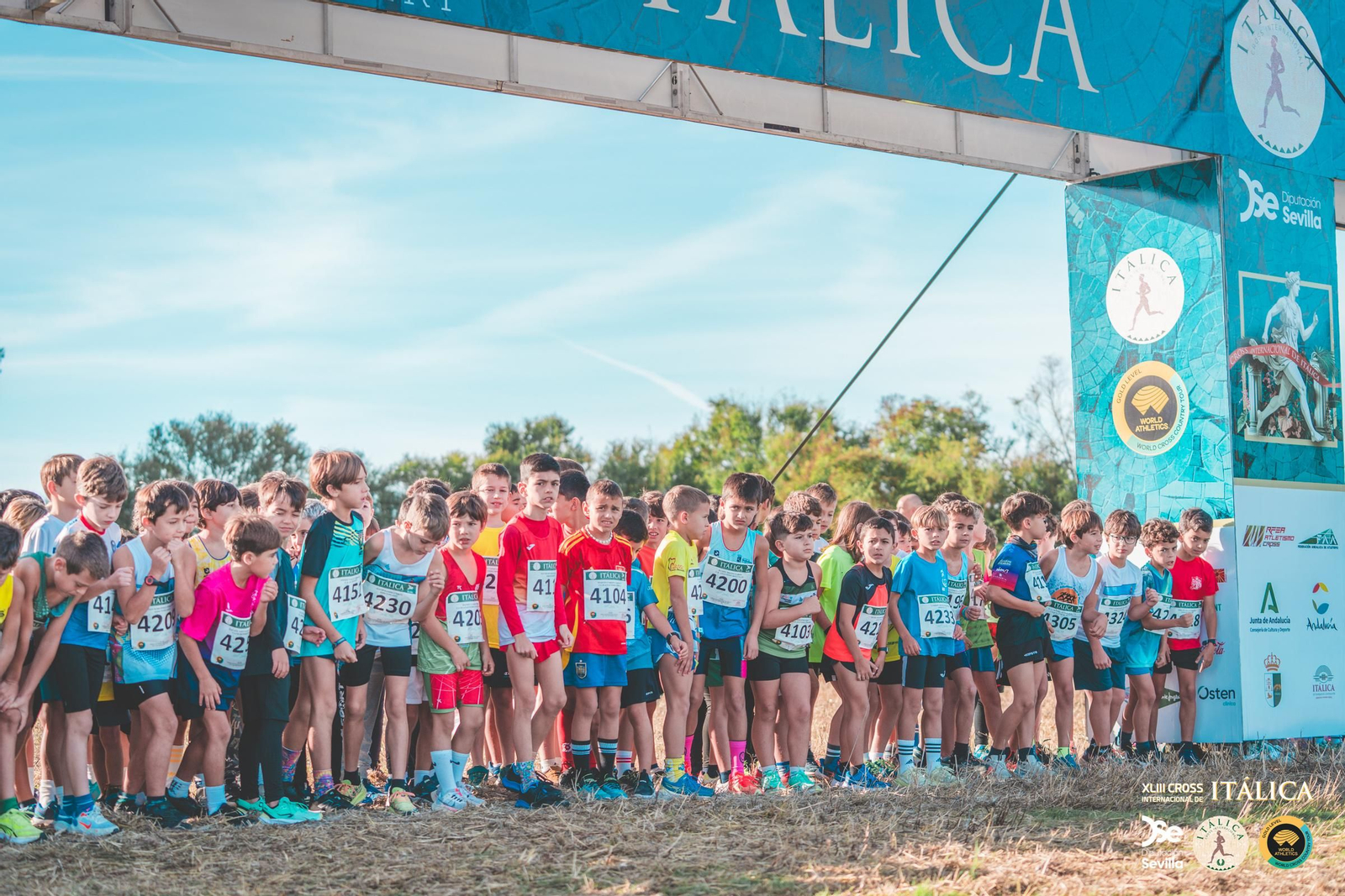 Búscate en las fotos del Cross de Itálica 2025 | 9