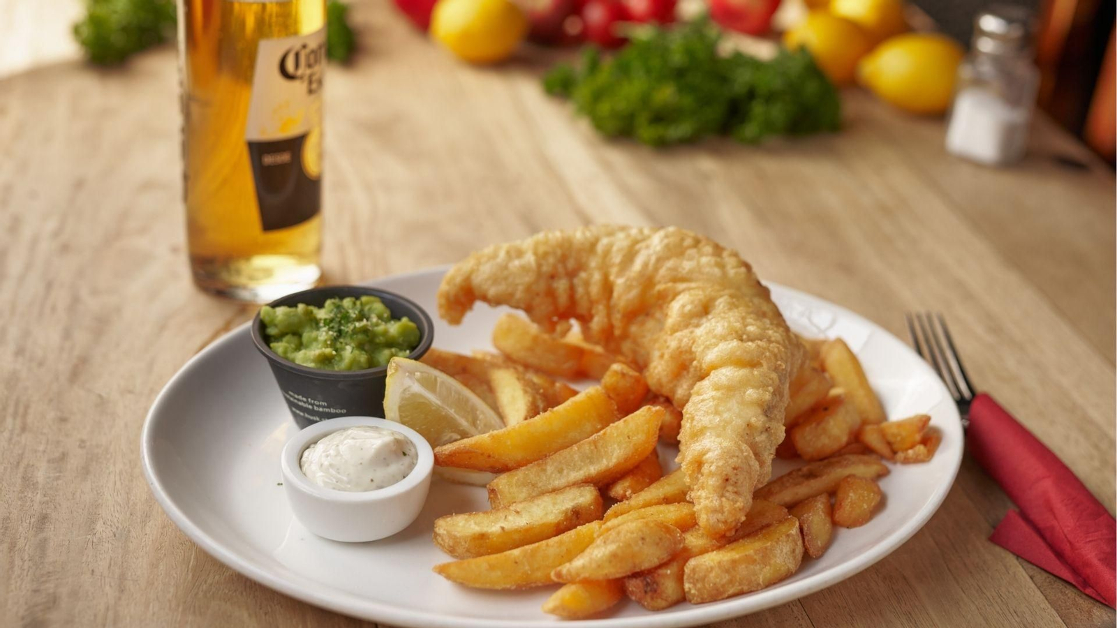 Un plato de fish & chips.