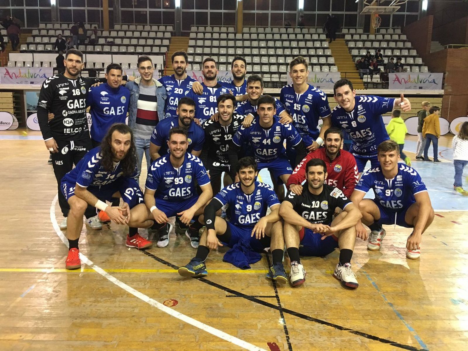 El GAES Málaga celebra la victoria