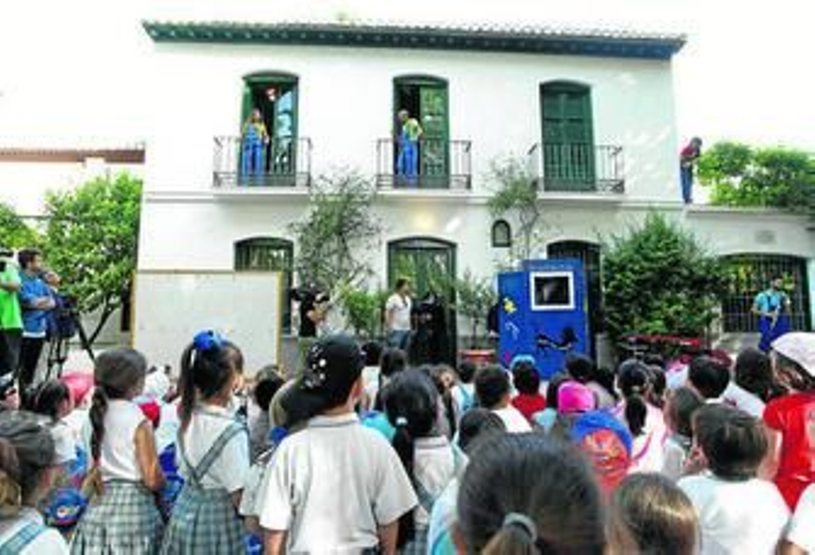 'Poesía para empezar', una de las actividades organizadas para impulsar la poesía como eje de Granada 'Poesía para empezar', una de las actividades organizadas para impulsar la poesía como eje de Granada