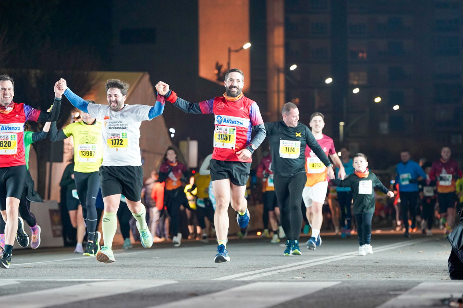 En imágenes: búscate en tu llegada a meta de la Carrera de San Antón 2026 (14)