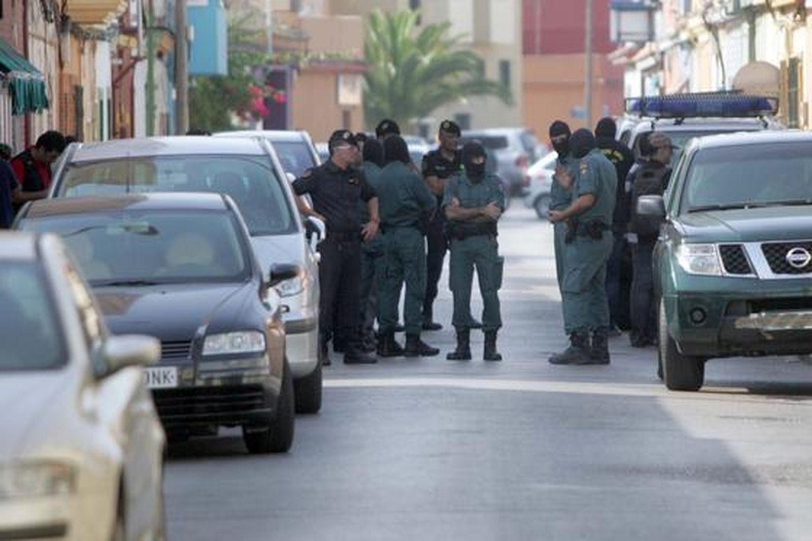 La Guardia Civil detiene a un hombre en La Línea por su presunta implicación con el terrorismo yihadista./  J.M Quiñones
