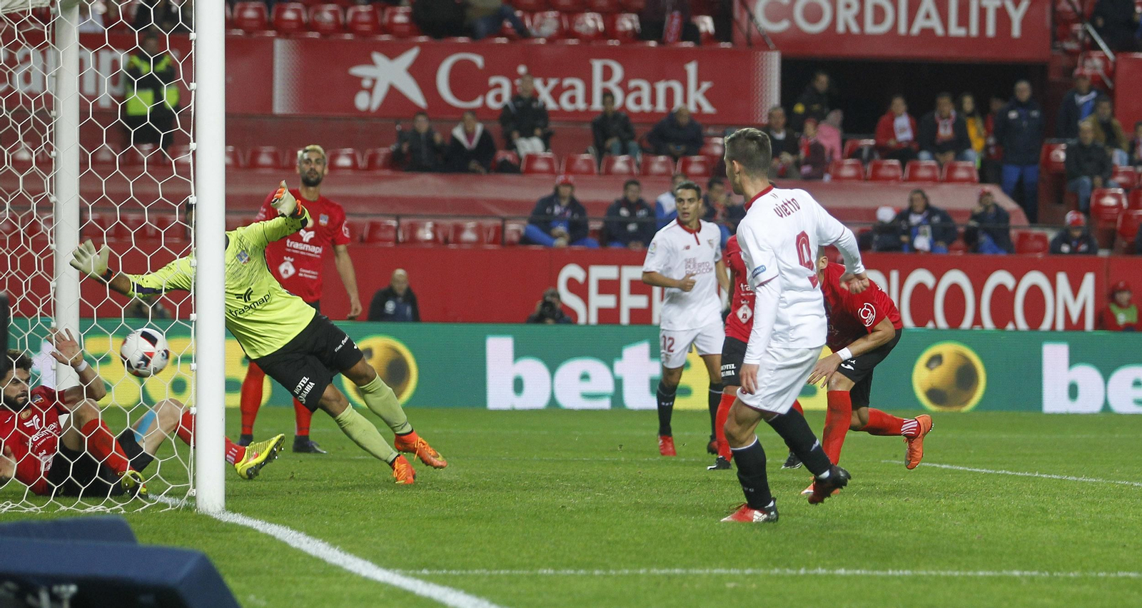 El Sevilla-Formentera, en imágenes.