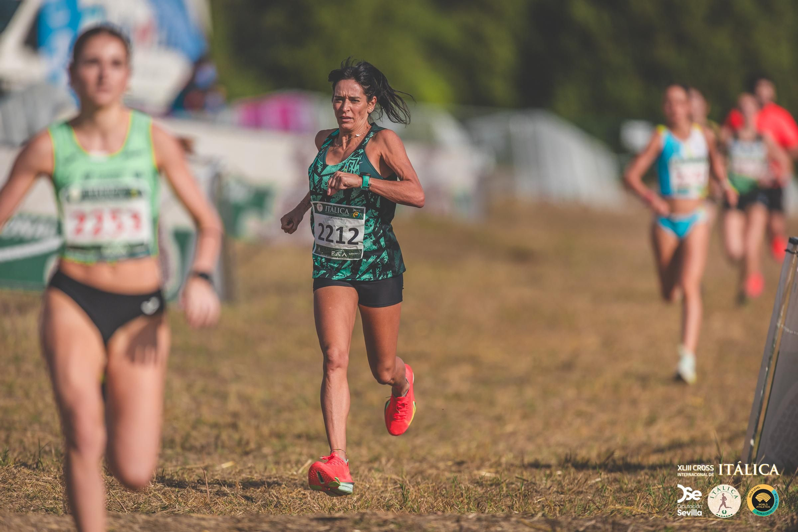 Búscate en las fotos del Cross de Itálica 2025 | 3