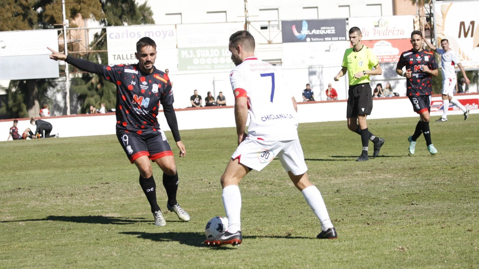 Carlos Calvo disputó sus primeros minutos como industrialista.