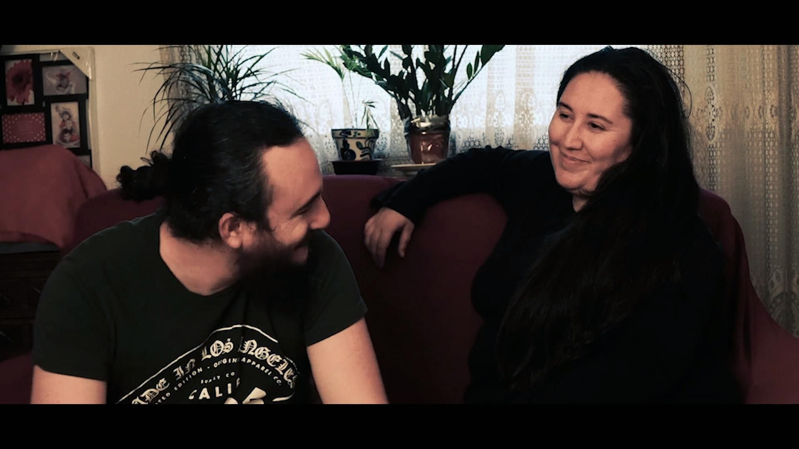 Antonio Castillo junto a Áurea Román Reche, en un fotograma del corto.