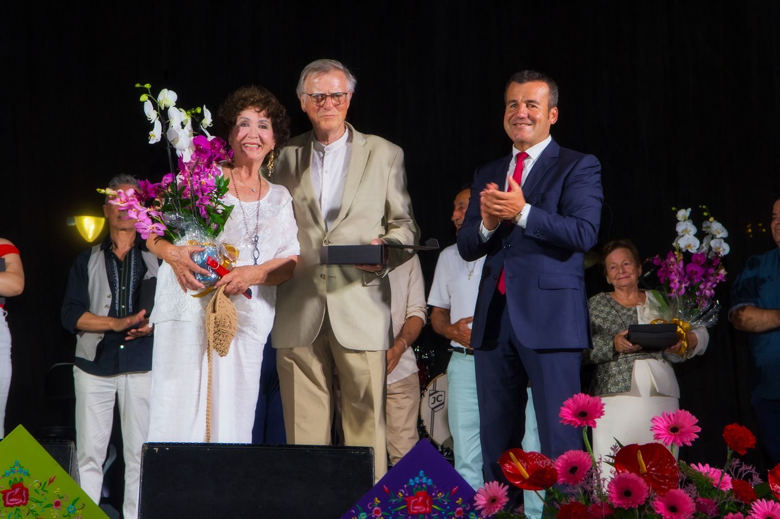 Así ha vivido Carboneras su tradicional Saluda, pregón y reconocimiento a vecinos durante las fiestas patronales