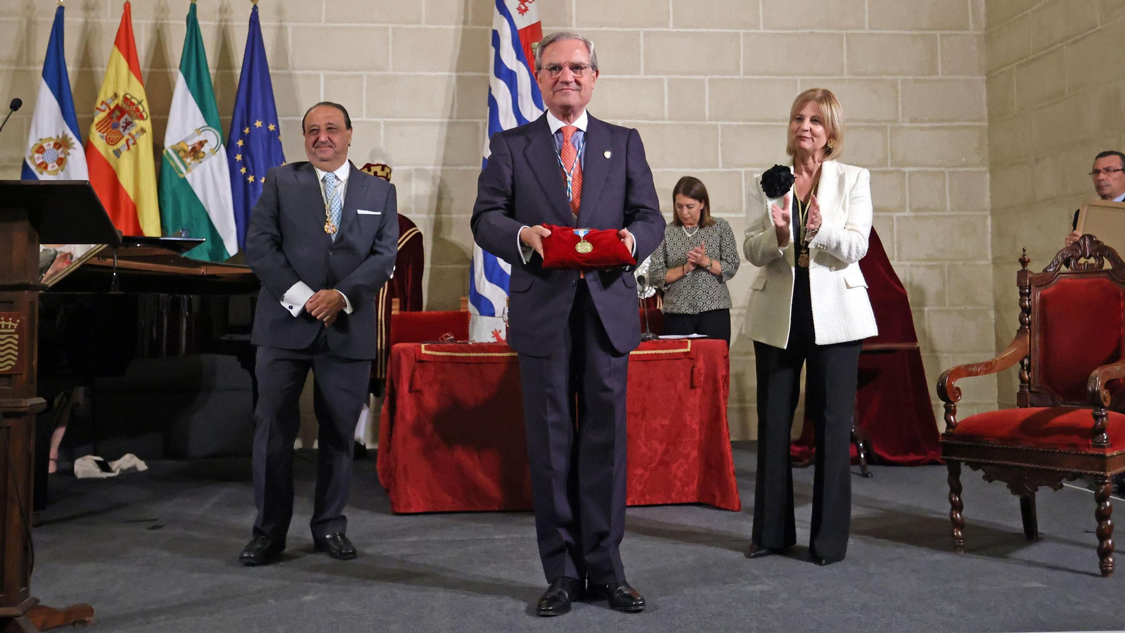 Imágenes de la Medalla de Oro de Jerez a la Academia San Dionisio