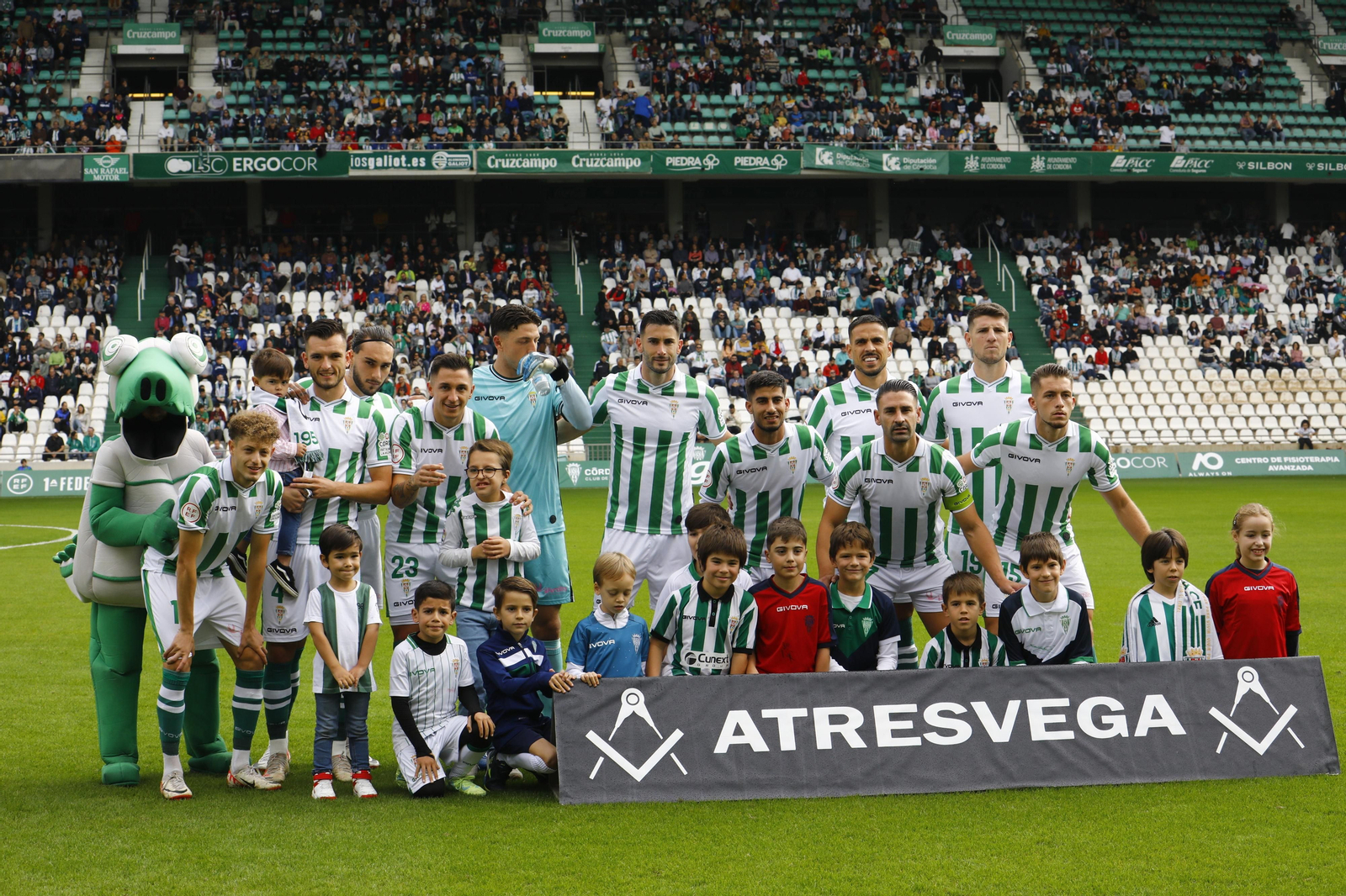 Córdoba CF - Ceuta: Las mejores fotos del partido en El Arcángel