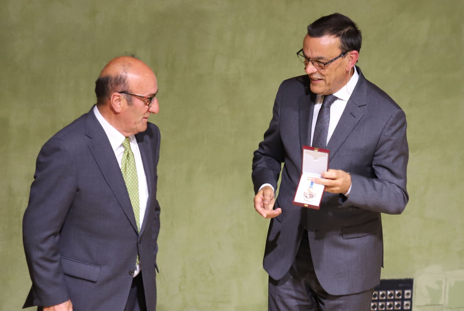 Acto de la Diputación de los gobiernos de gobiernos locales democráticos de los últimos 40 años