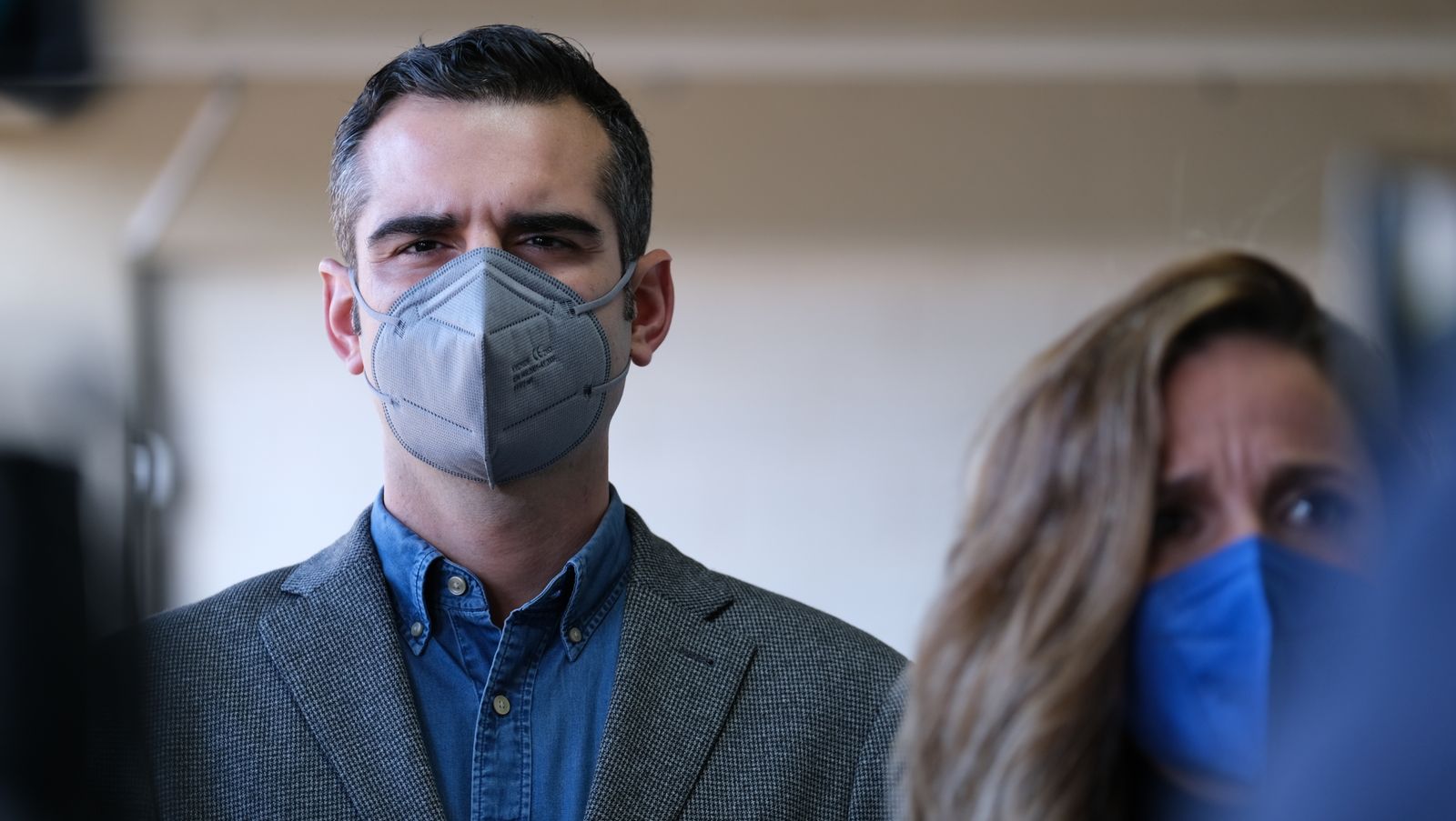 Fotogalería vacunación COVID-19 en el Palacio de los Juegos Mediterráneos. Almería