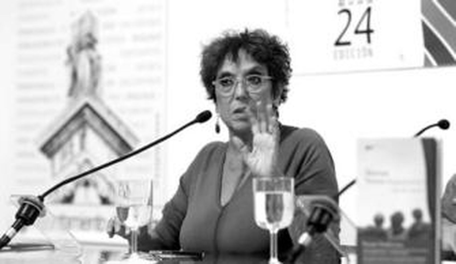 La escritora y periodista Maruja Torres durante su charla en el Baluarte de la Candelaria.