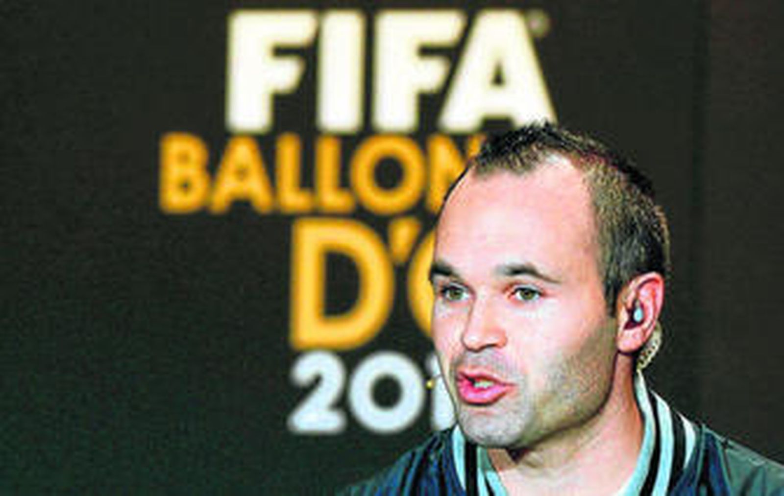 Iniesta, durante su alocución en la gala del fútbol mundial de Zúrich.