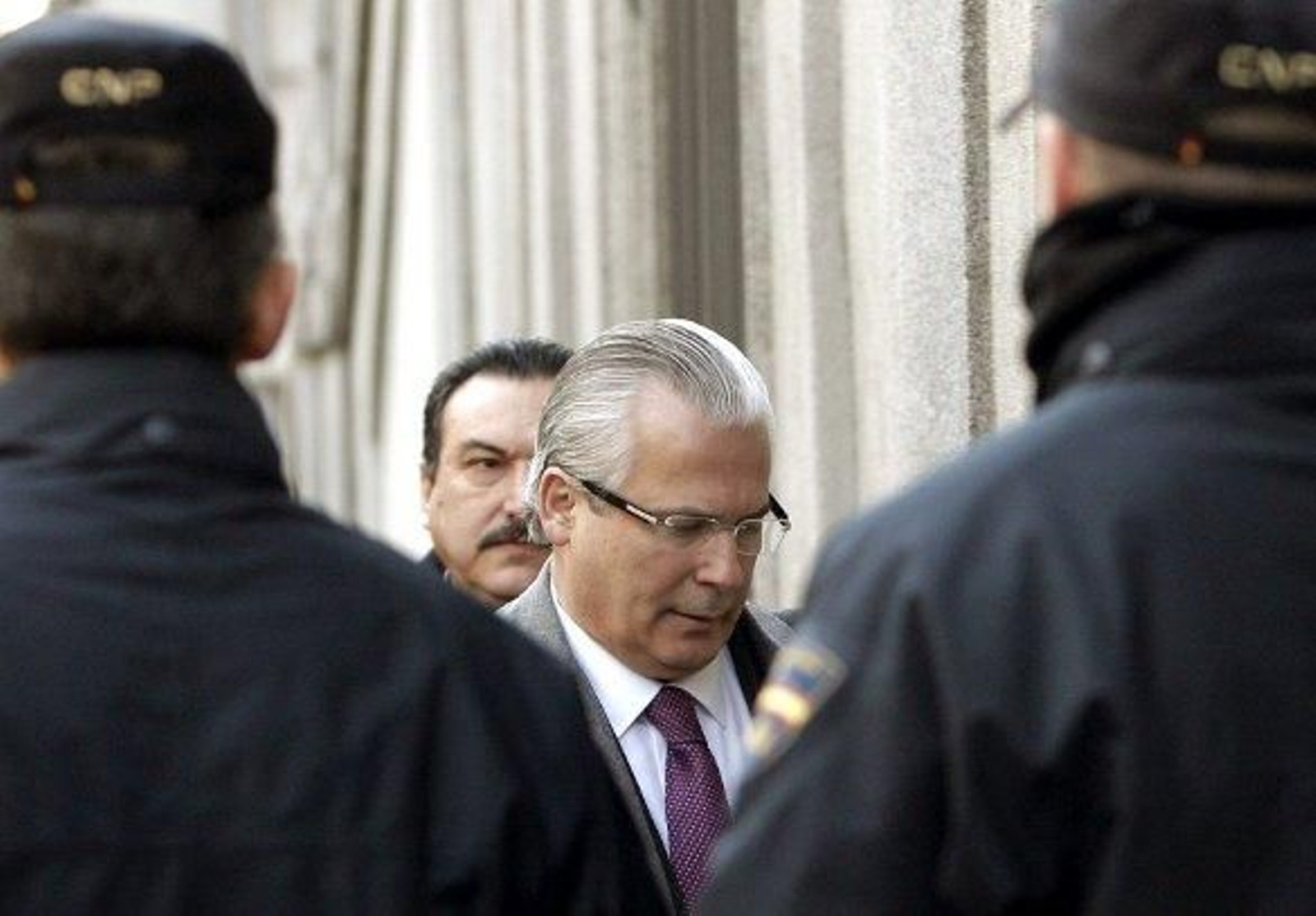 Víctimas del franquismo declaran que acudieron a Garzón buscando "justicia"