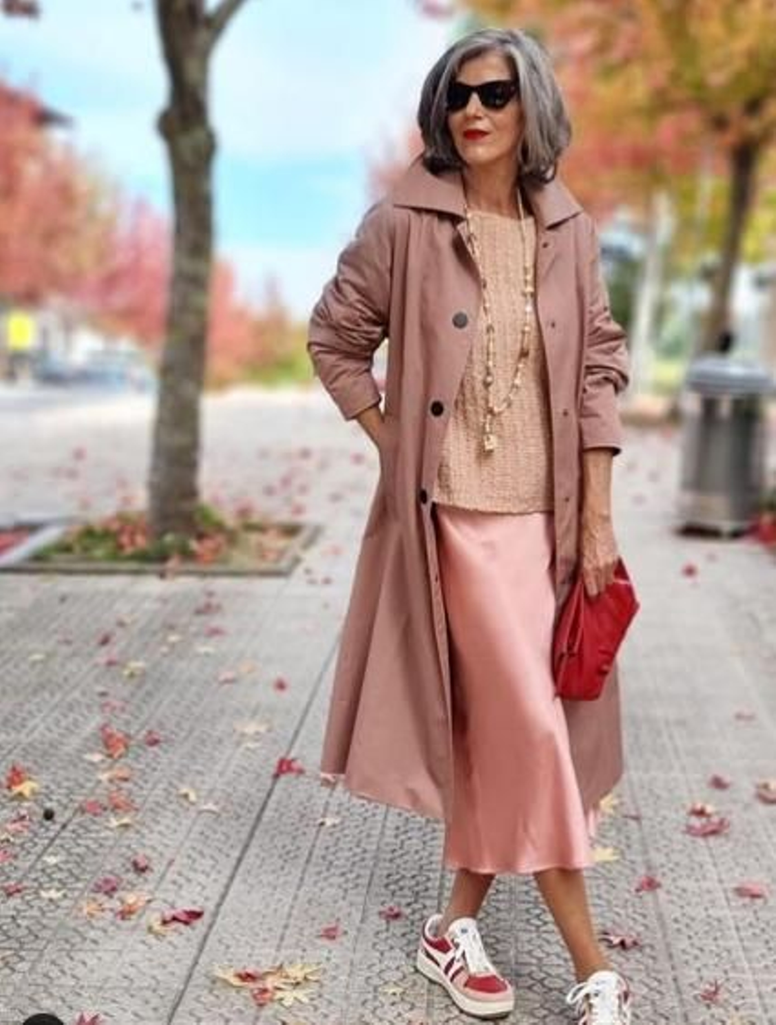 Carmen Gimeno con un look todo al rosa.