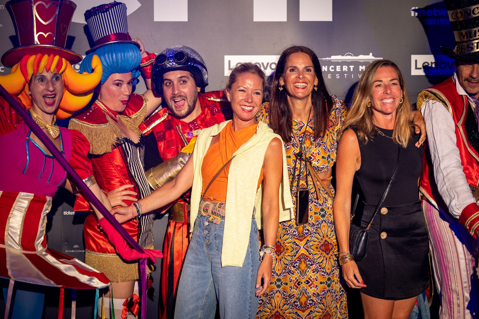 Búscate en el concierto de Taburete en el Concert Music de Chiclana