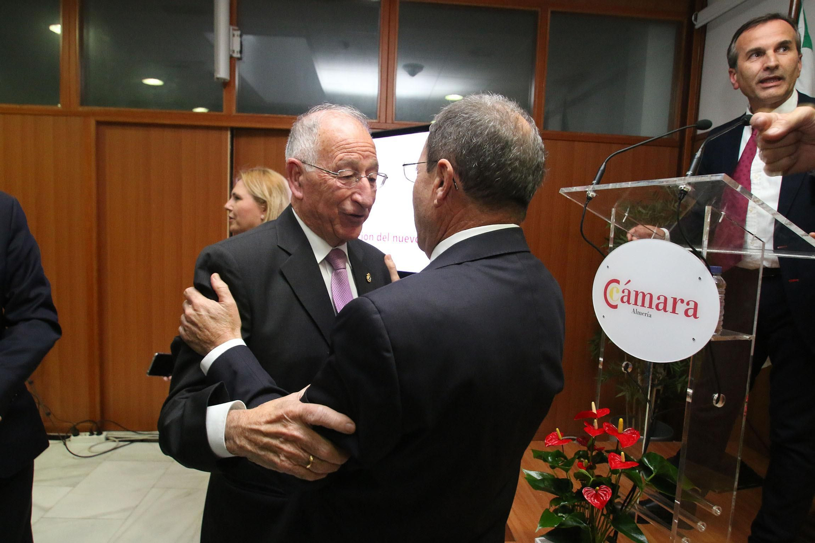 Fotogalería de la toma de posesión de Jerónimo Pérez como presidente de la Cámara de Comercio
