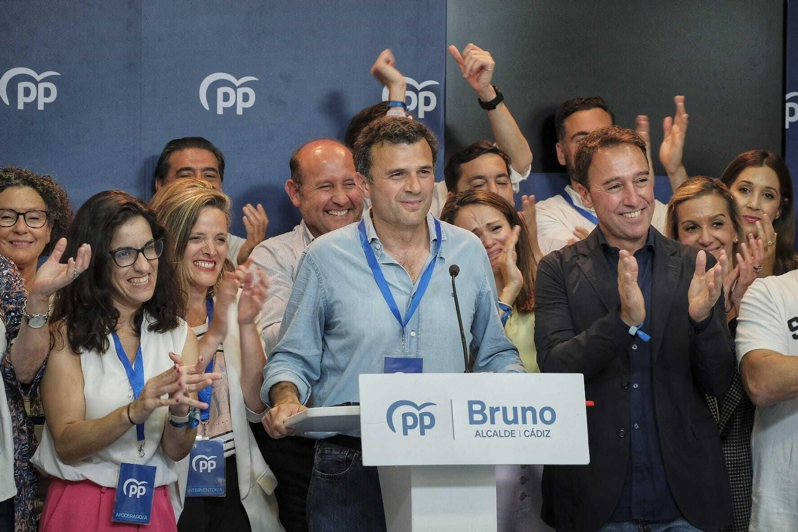 Todas las imágenes de la victoria del PP en Cádiz capital