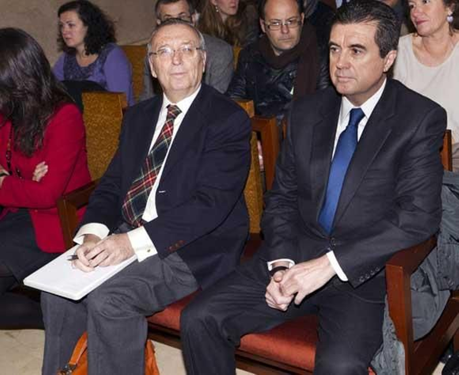 Las ex jefas de gabinete de Matas le atribuyen un concurso 'pantalla' para pagar a un periodista