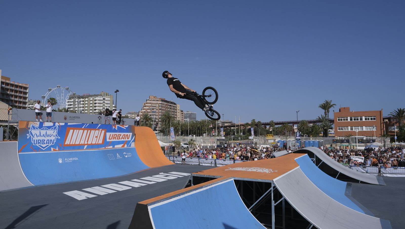 Imágenes de la tercera jornada de la Andalucía World Series Almería