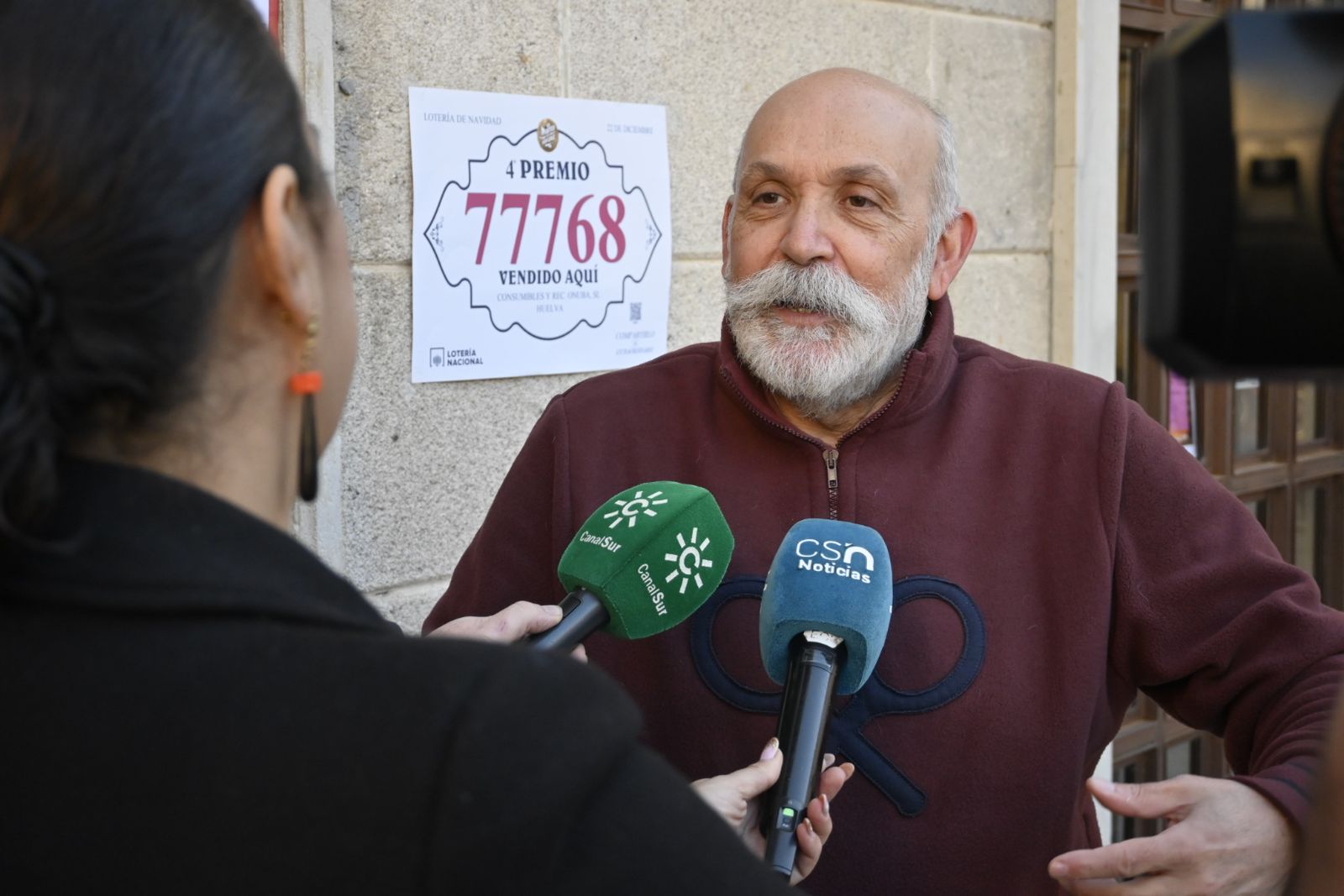 Imágenes de la celebración de los premios de la Lotería de Navidad en Huelva