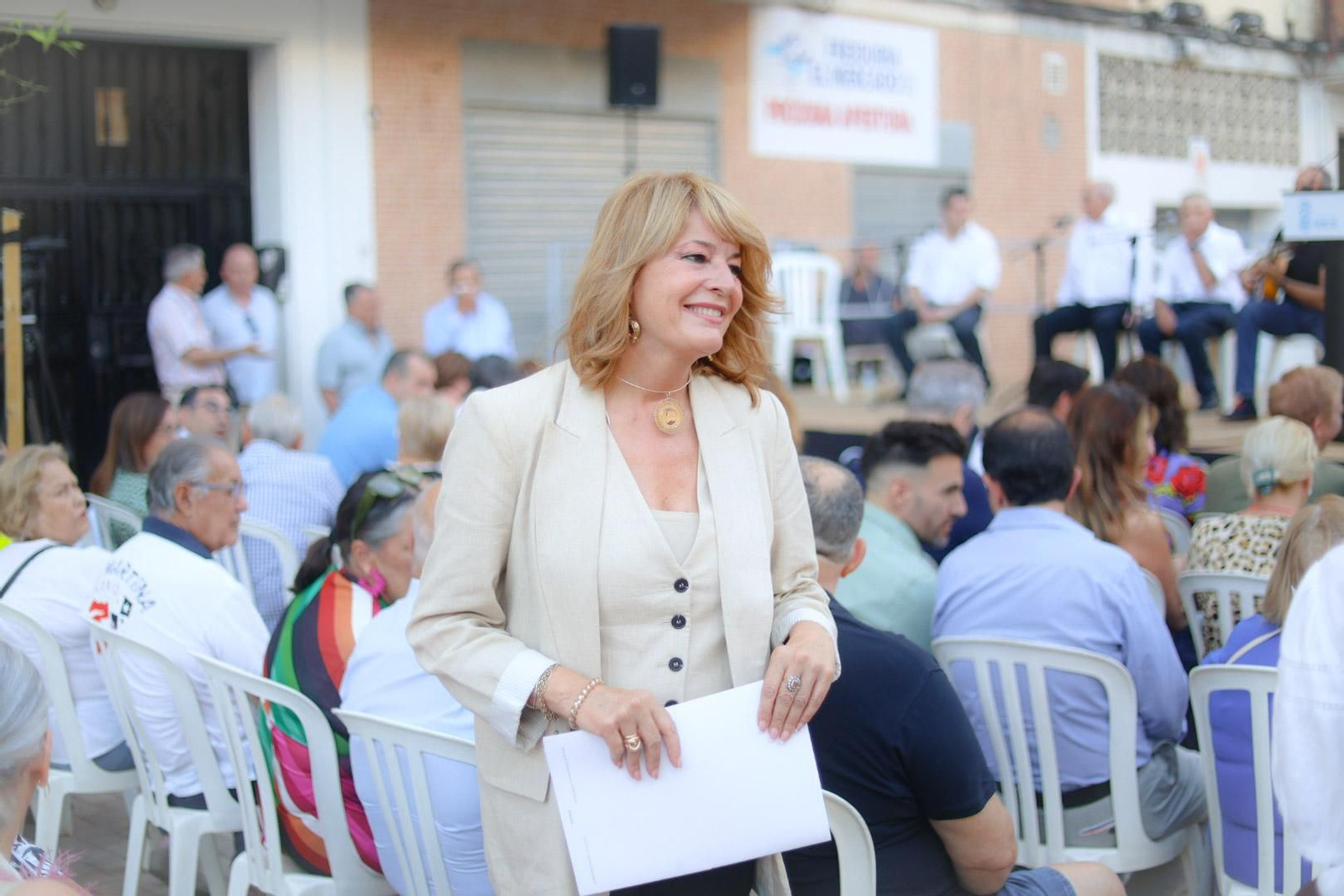 Imágenes de la inauguración de la remodelación de la zona de la antigua Fábrica de Harina en el Barrio de Las Colonias