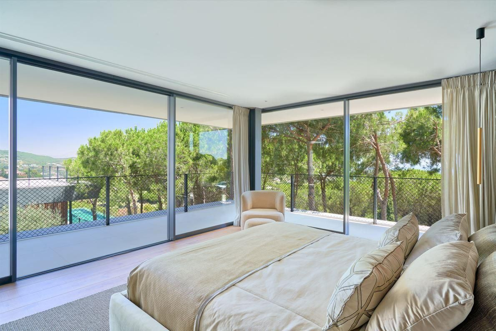 Así es Villa Grazalema, la casa de Sotogrande premiada por la Junta