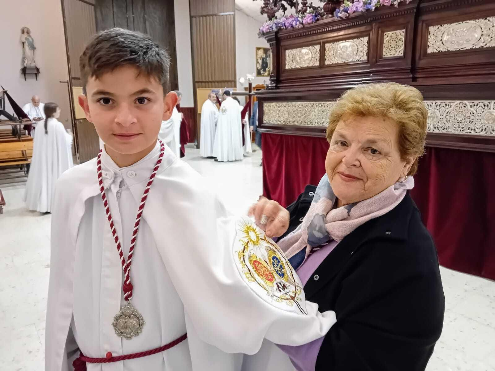 Las imágenes del Martes Santo en Chiclana 2024: El Amor y Afligidos