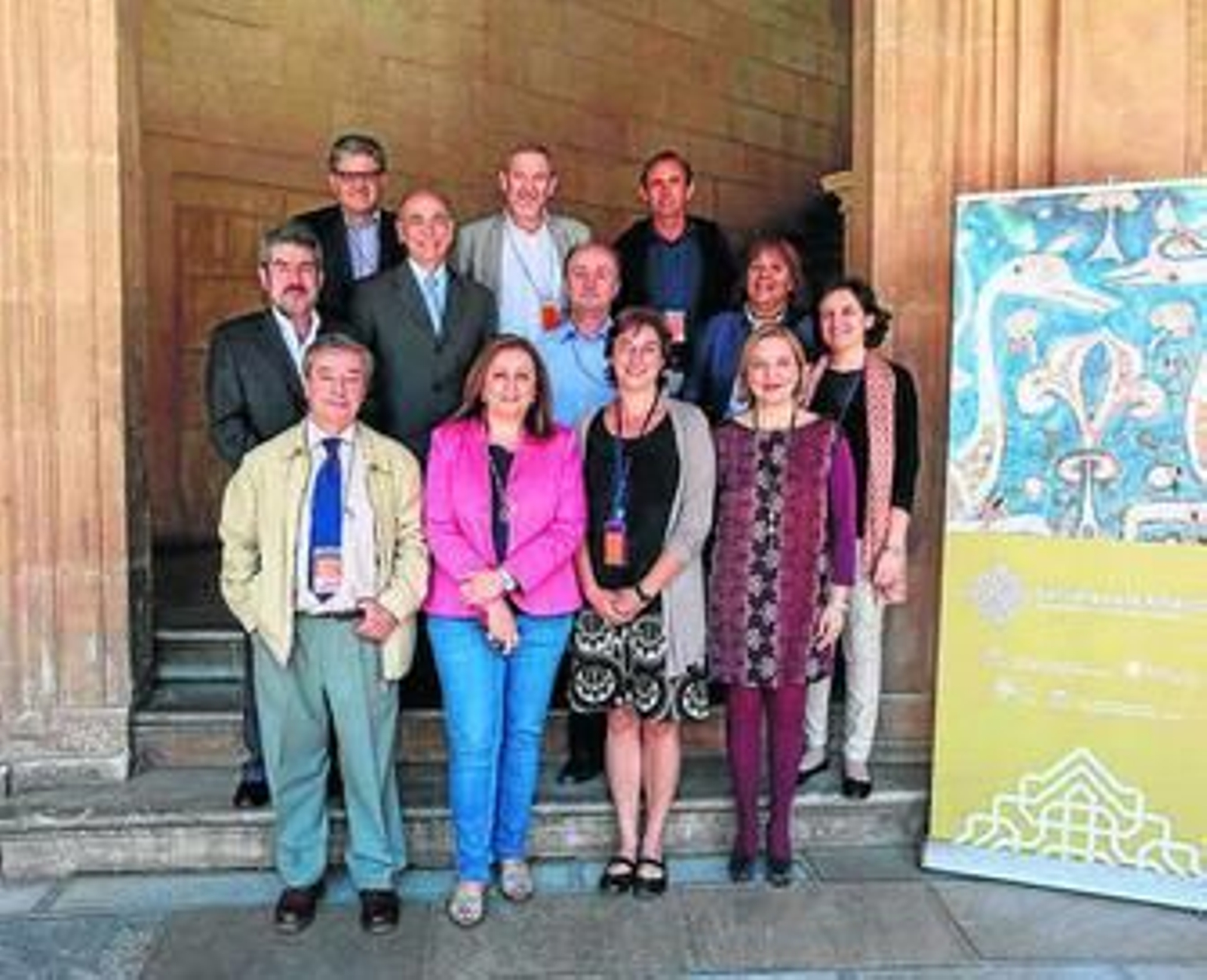 Foto de familia de los participantes en el seminario internacional.