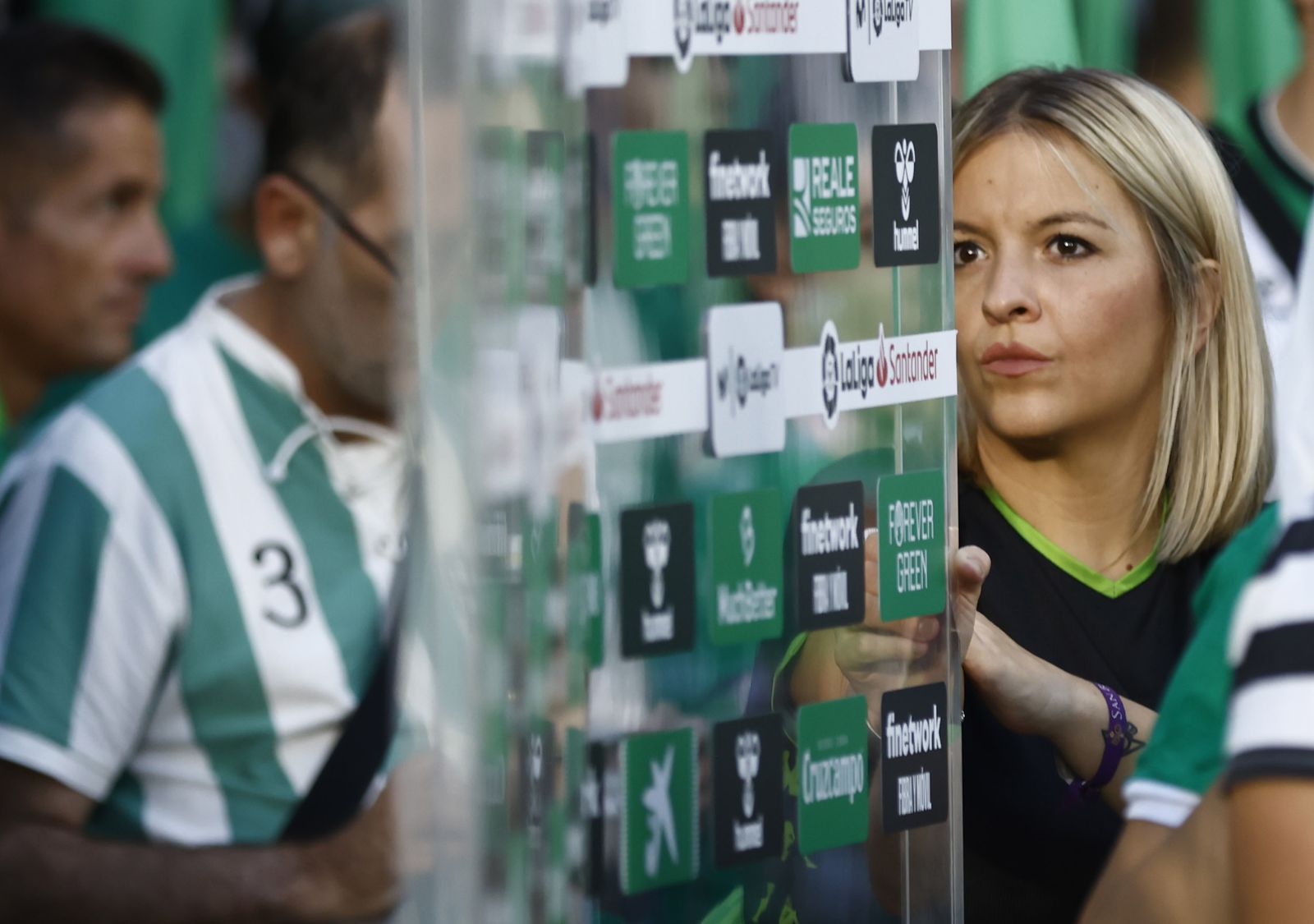 Búscate en las fotos del partido Betis-Villarreal