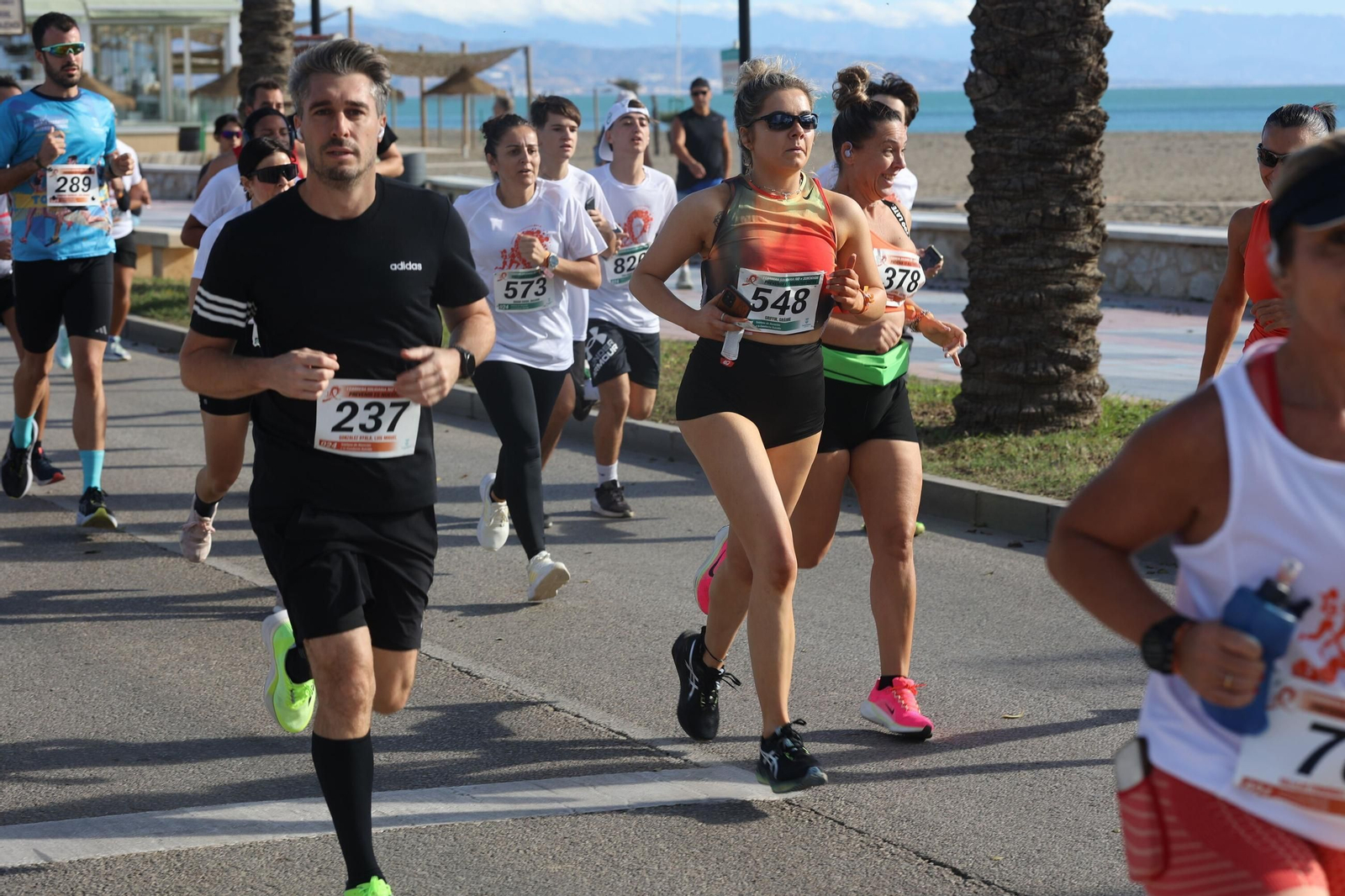 Las fotos de la Carrera Solidaria No Más Suicidios en Torremolinos