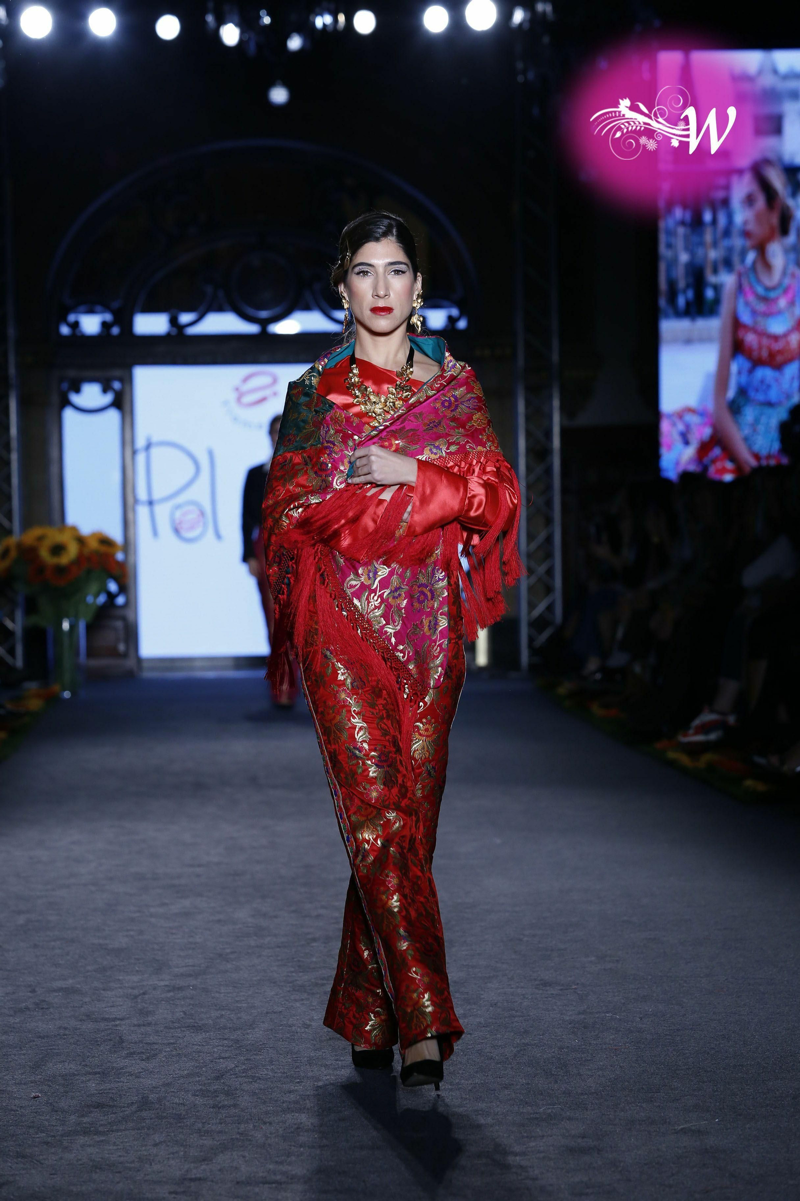 Pol Núñez celebra su 25 aniversario en We Love Flamenco 2020, todas las fotos del desfile Pol Núñez celebra su 25 aniversario en We Love Flamenco 2020, todas las fotos del desfile