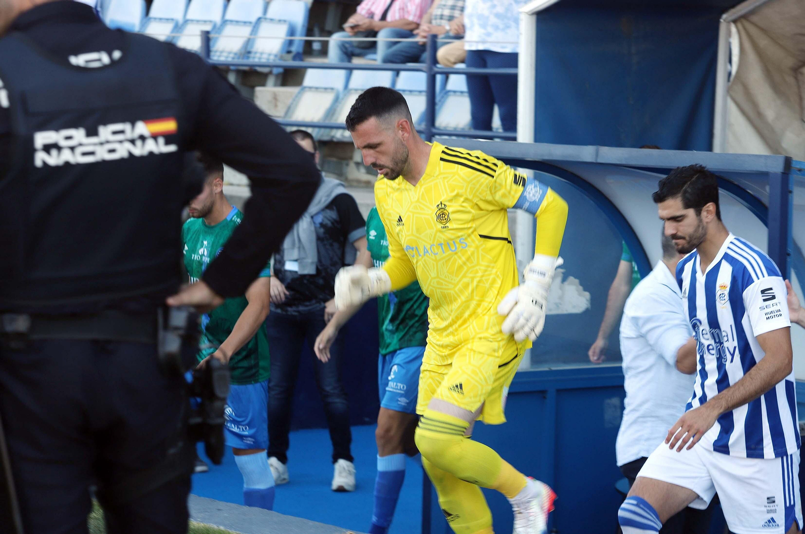 Imágenes del ambiente en el Recre-Jerez