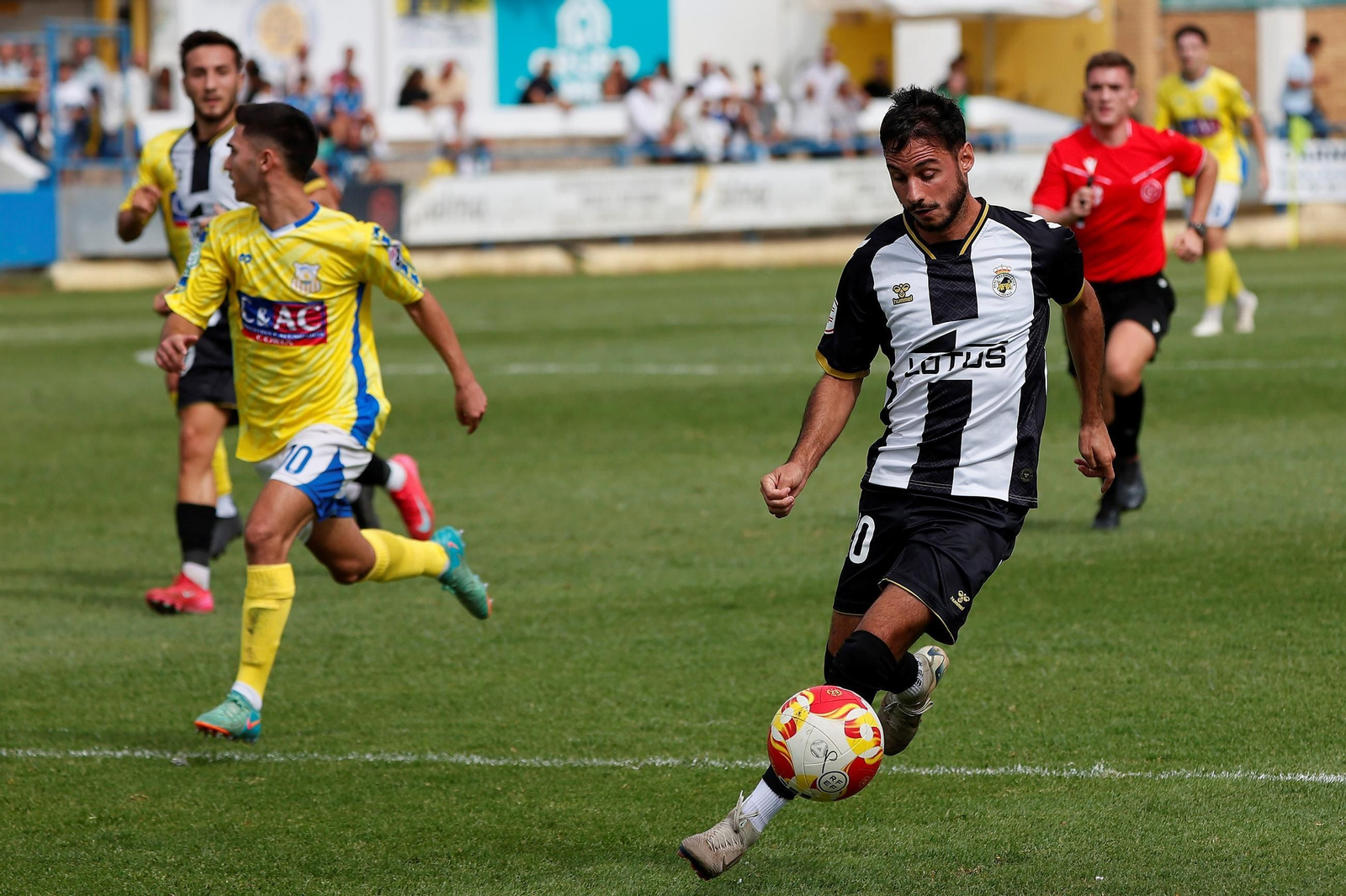 Las fotos de la victoria de la Balona en Coria
